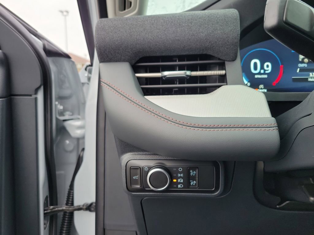 New 2026 Ford Explorer Active image 21