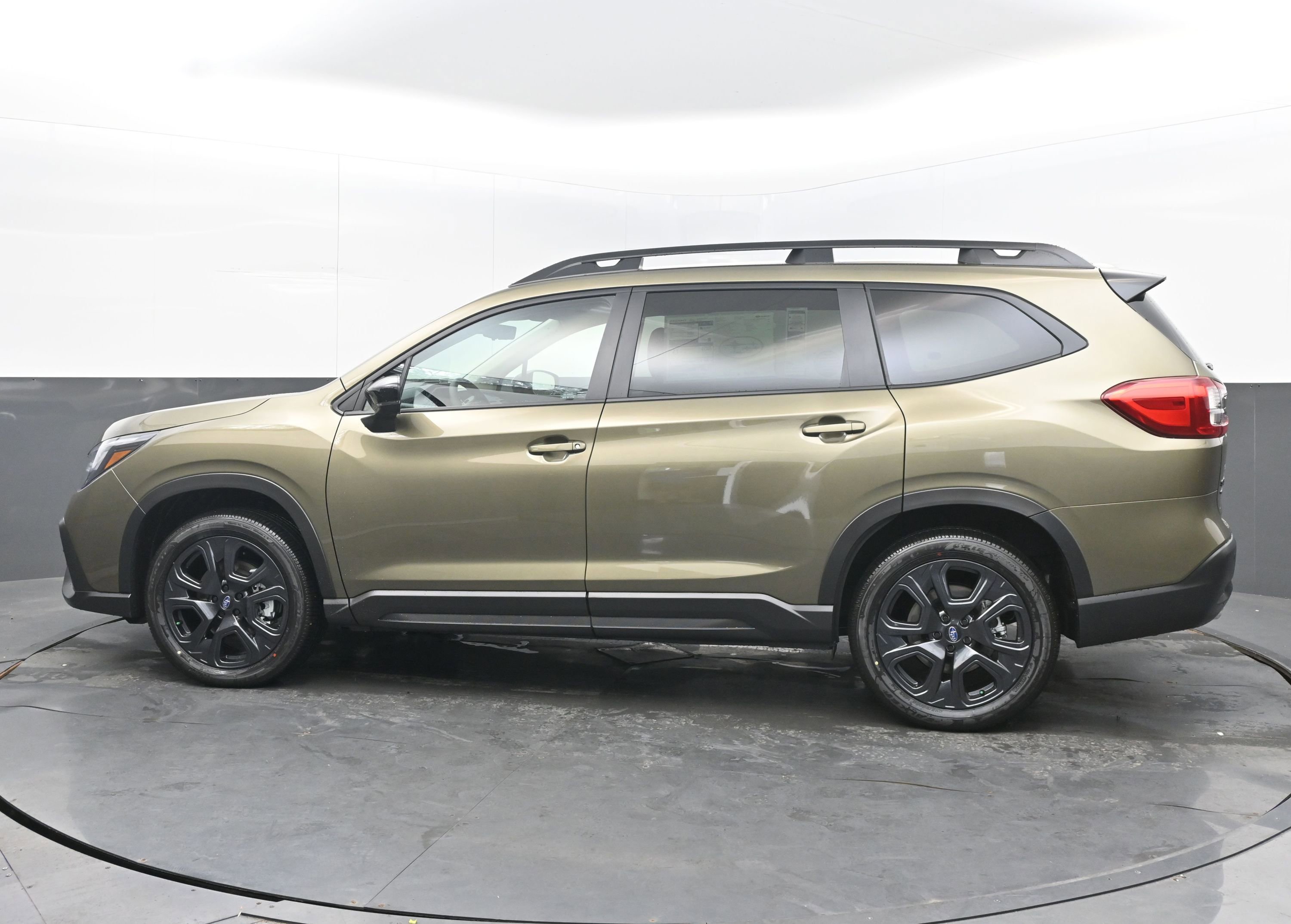 New 2025 Subaru Ascent Bronze Edition image 5