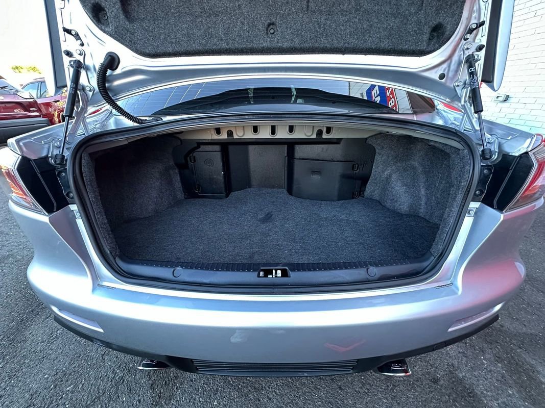 Used 2011 Mitsubishi Lancer Evolution GSR image 13