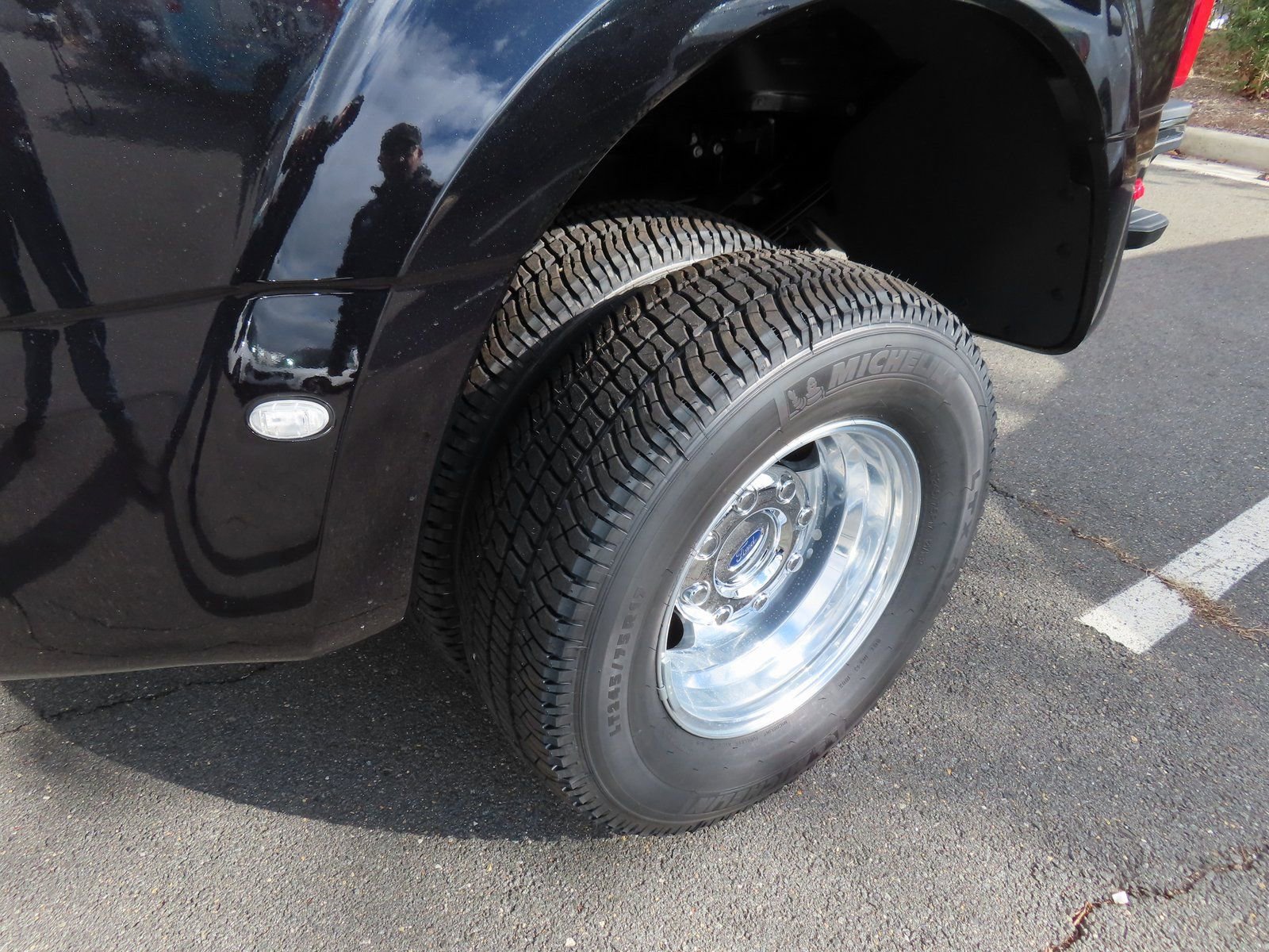 New 2026 Ford F350 XLT w/ 360-Degree Camera Package image 9