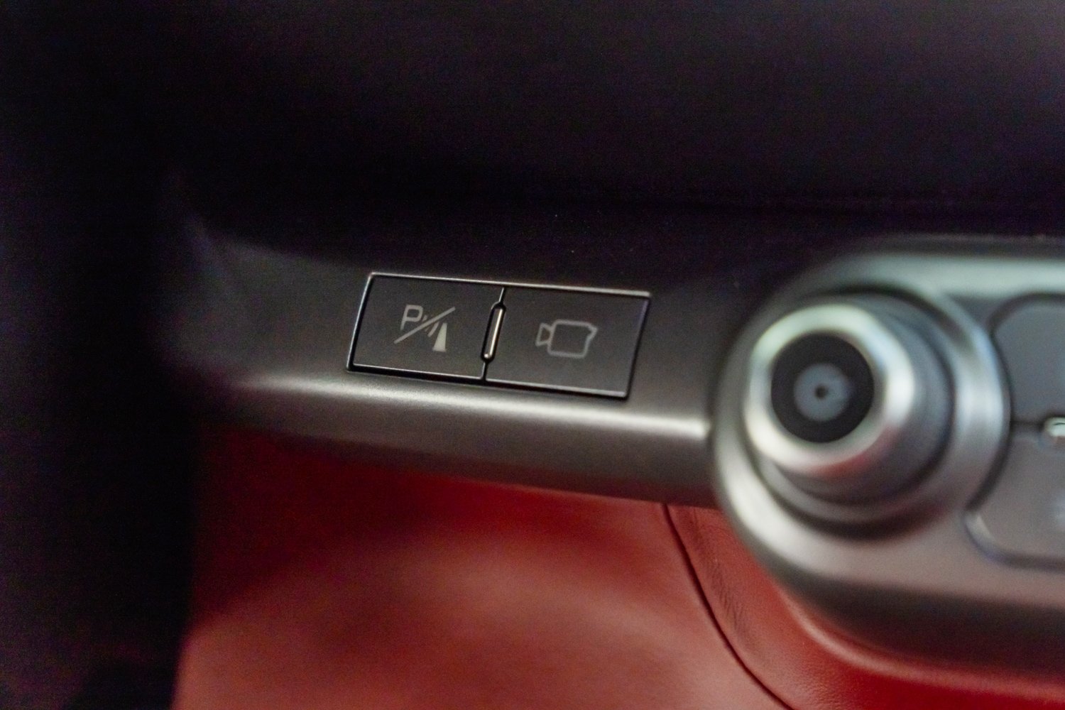 Certified 2019 Ferrari 812 Superfast RWD image 25