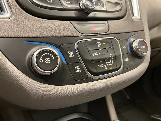 Used 2018 Chevrolet Malibu LT w/ Driver Confidence Package image 31