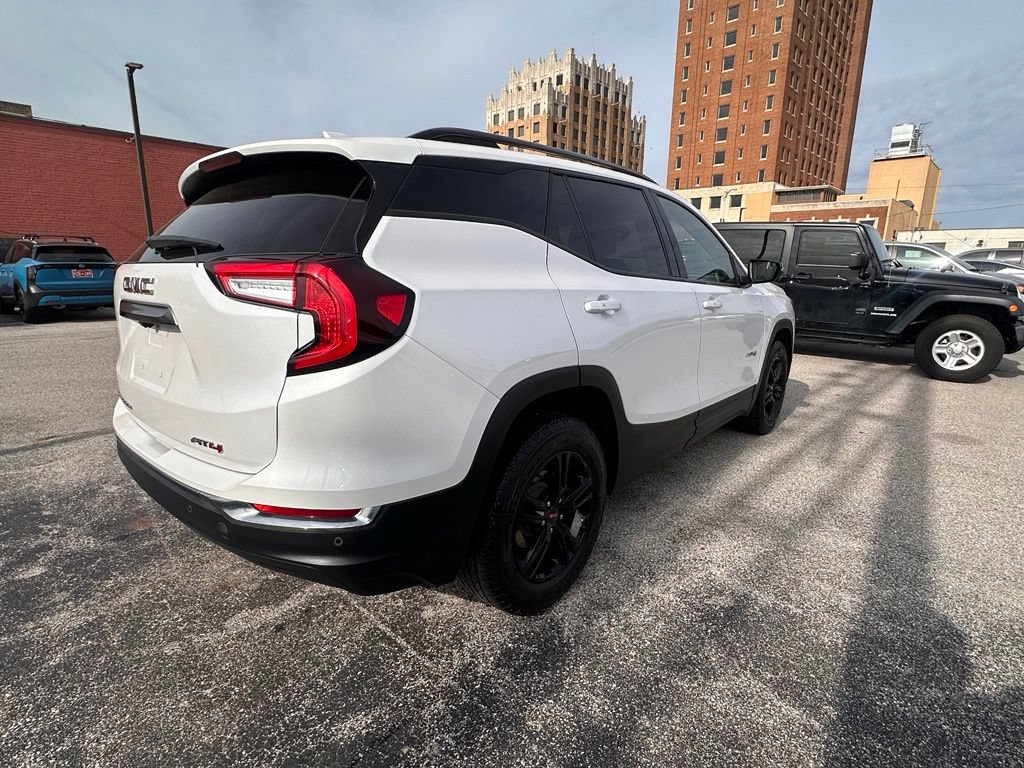 Used 2023 GMC Terrain AT4 w/ Infotainment Package II AWD/4WD image 8
