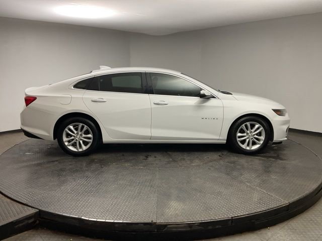 Certified 2018 Chevrolet Malibu LT FWD image 9