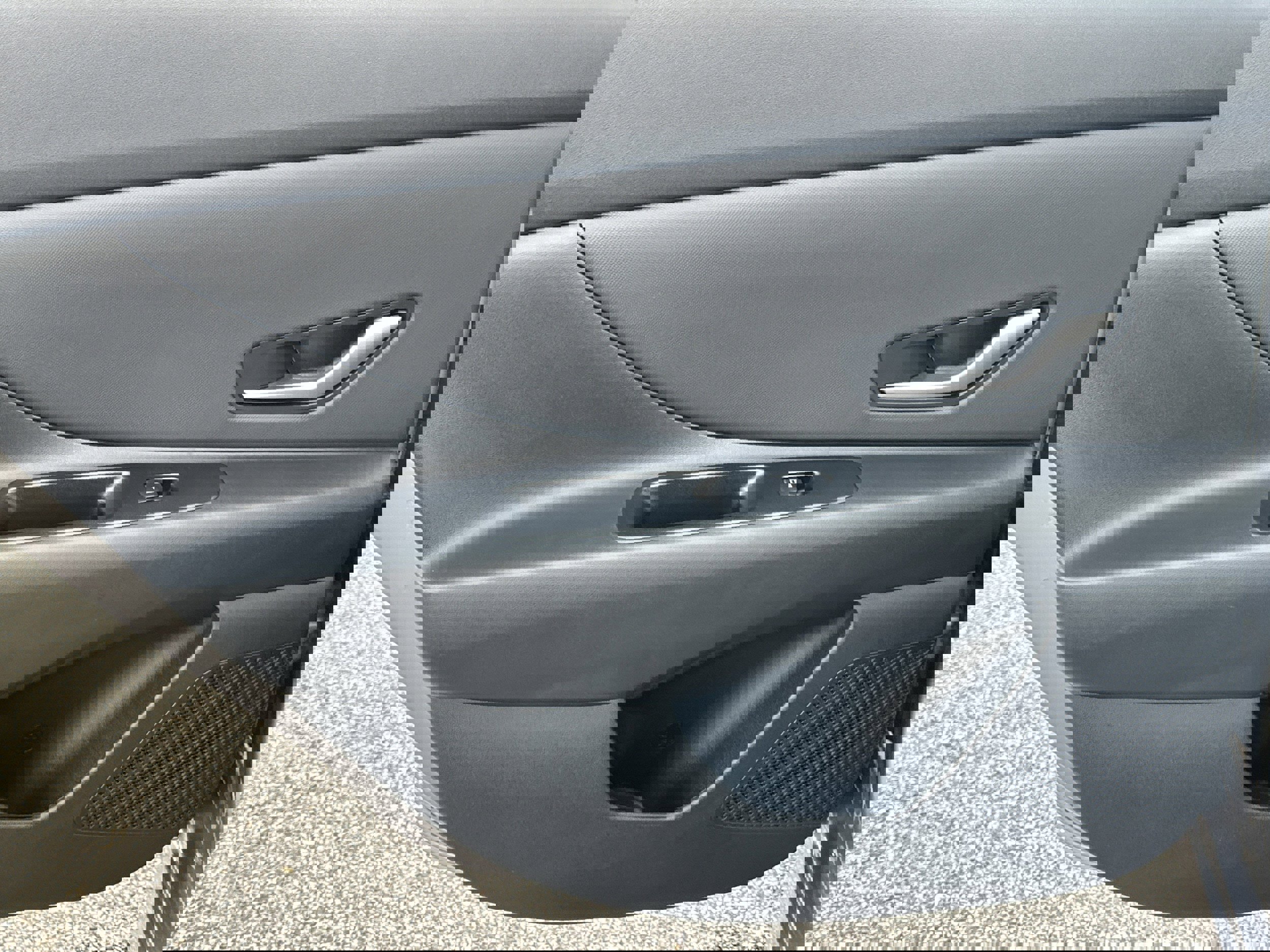 Used 2025 Hyundai Elantra SEL image 21