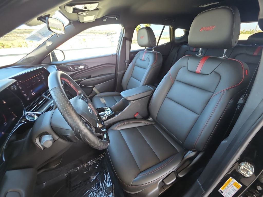 Used 2024 Chevrolet Trax RS w/ Driver Confidence Package image 20