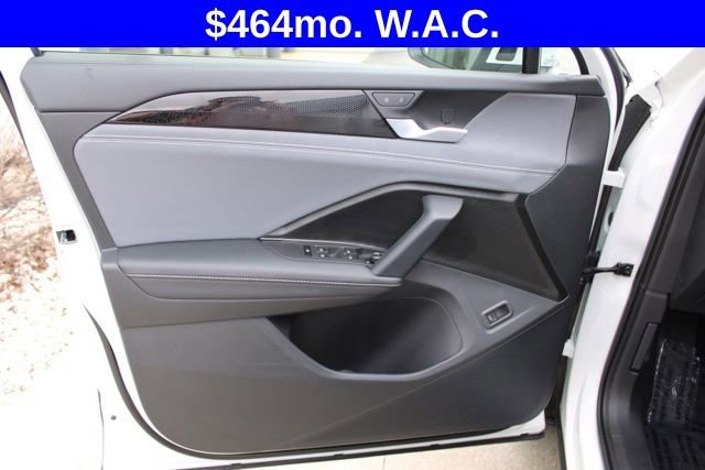 Used 2025 Volkswagen Tiguan SE AWD/4WD image 19