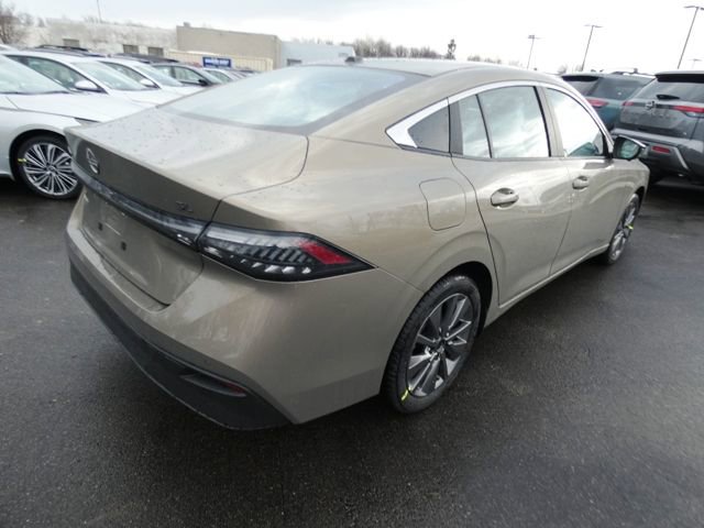 New 2026 Nissan Sentra SL w/ Floor Mat Package FWD image 3
