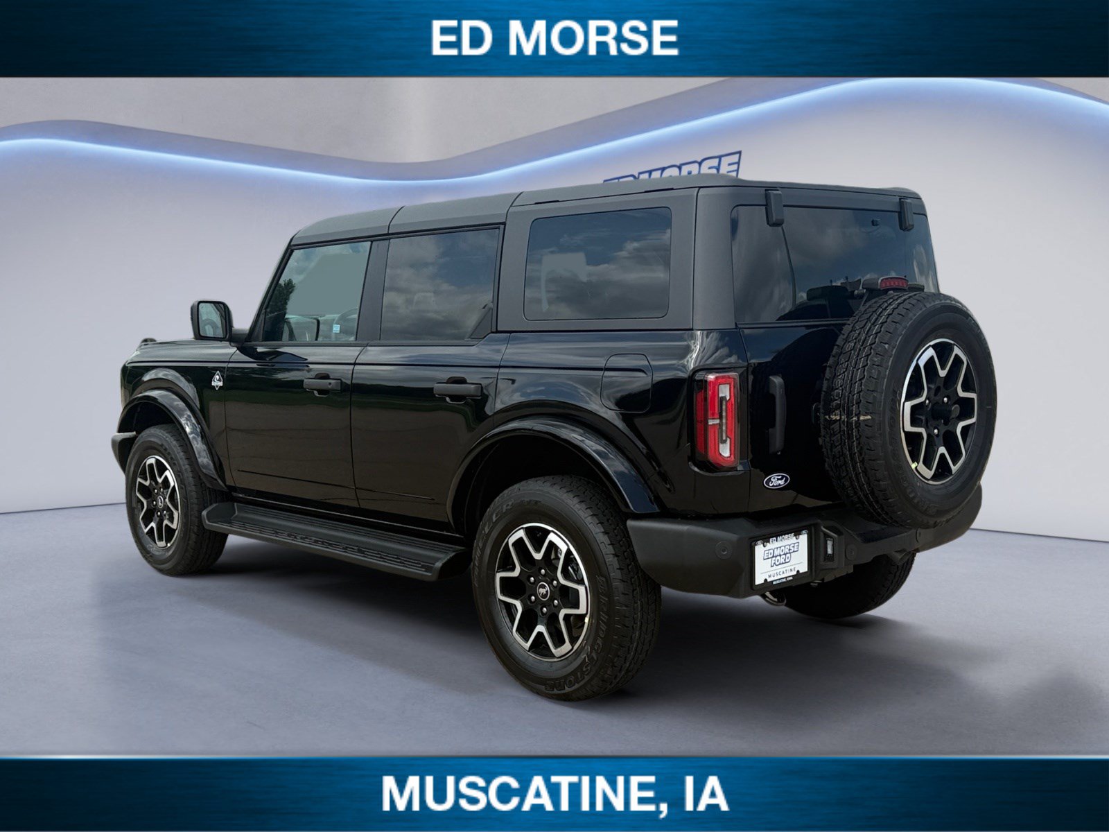 New 2026 Ford Bronco Outer Banks AWD/4WD image 3
