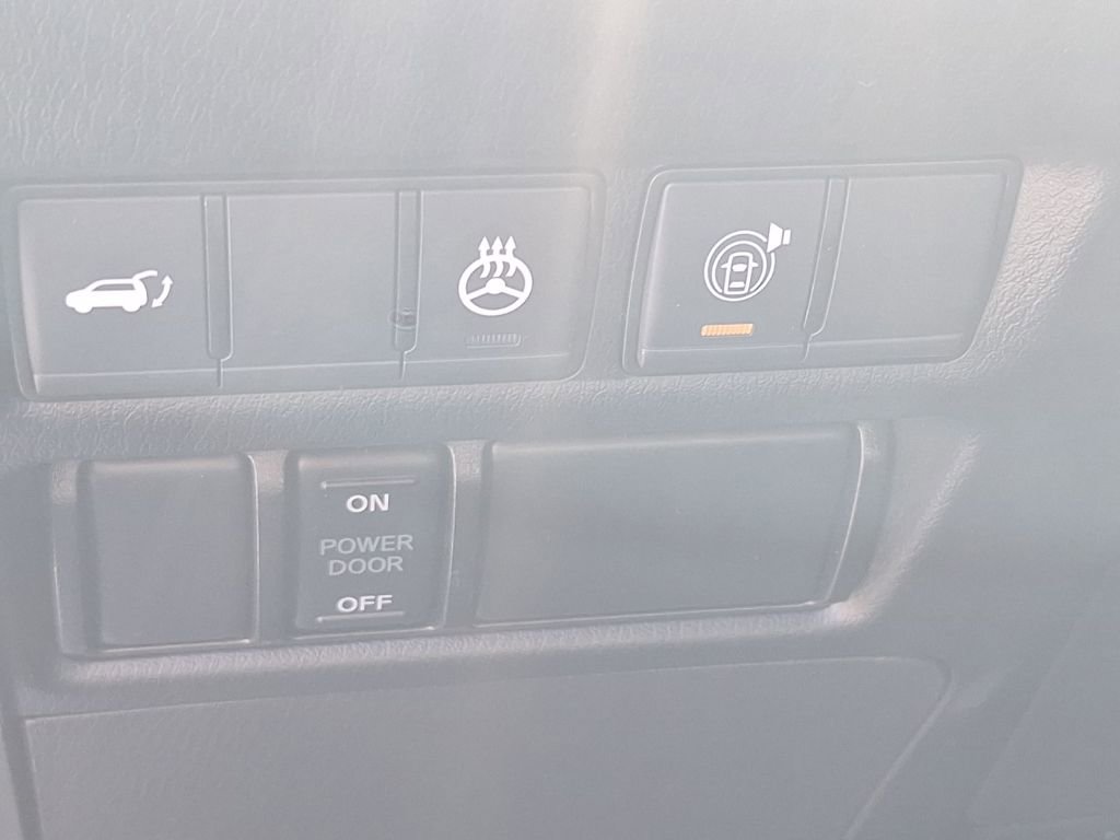 Used 2023 Nissan Armada SL image 37