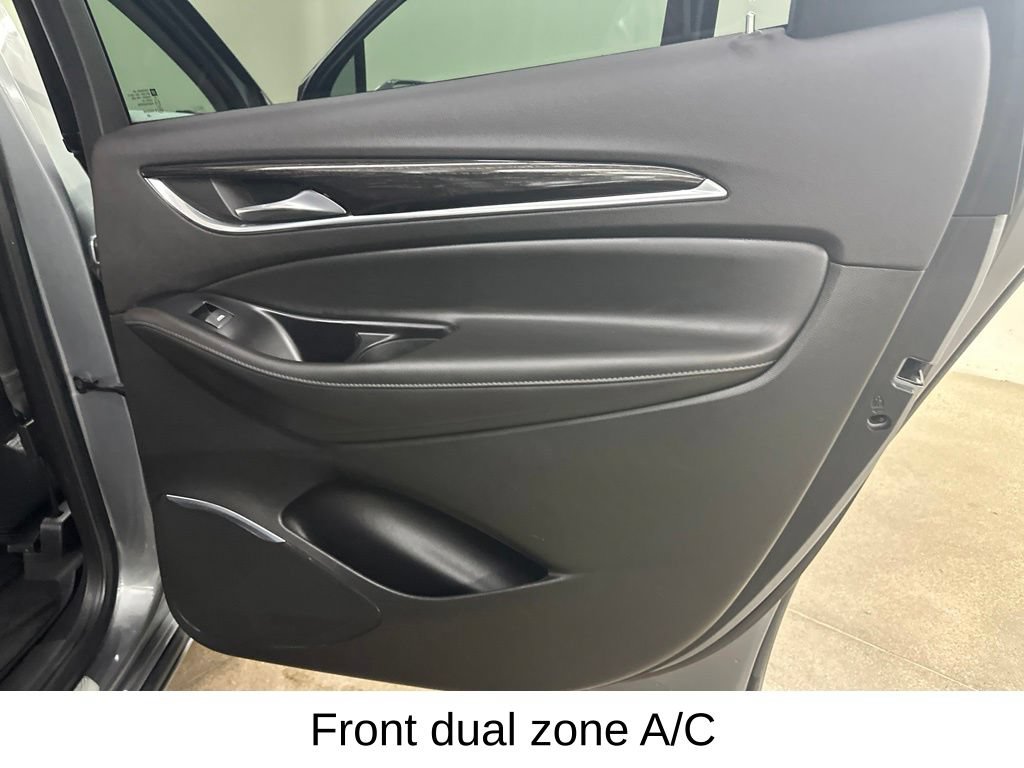 Used 2020 Buick Enclave Avenir w/ Trailering Package, 5000 lbs. FWD image 27