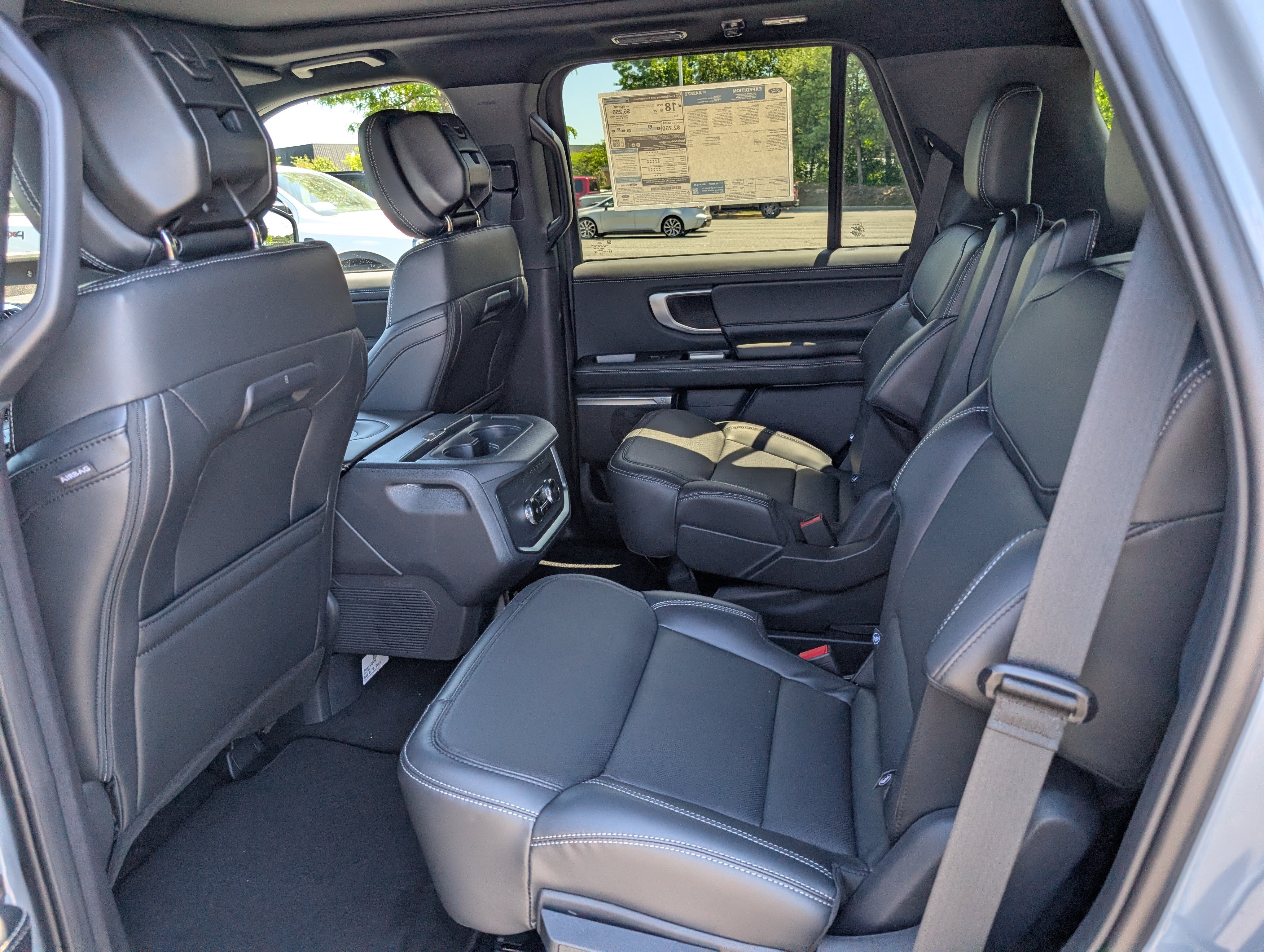 New 2026 Ford Expedition Platinum w/ Stealth Appearance Package AWD/4WD image 12