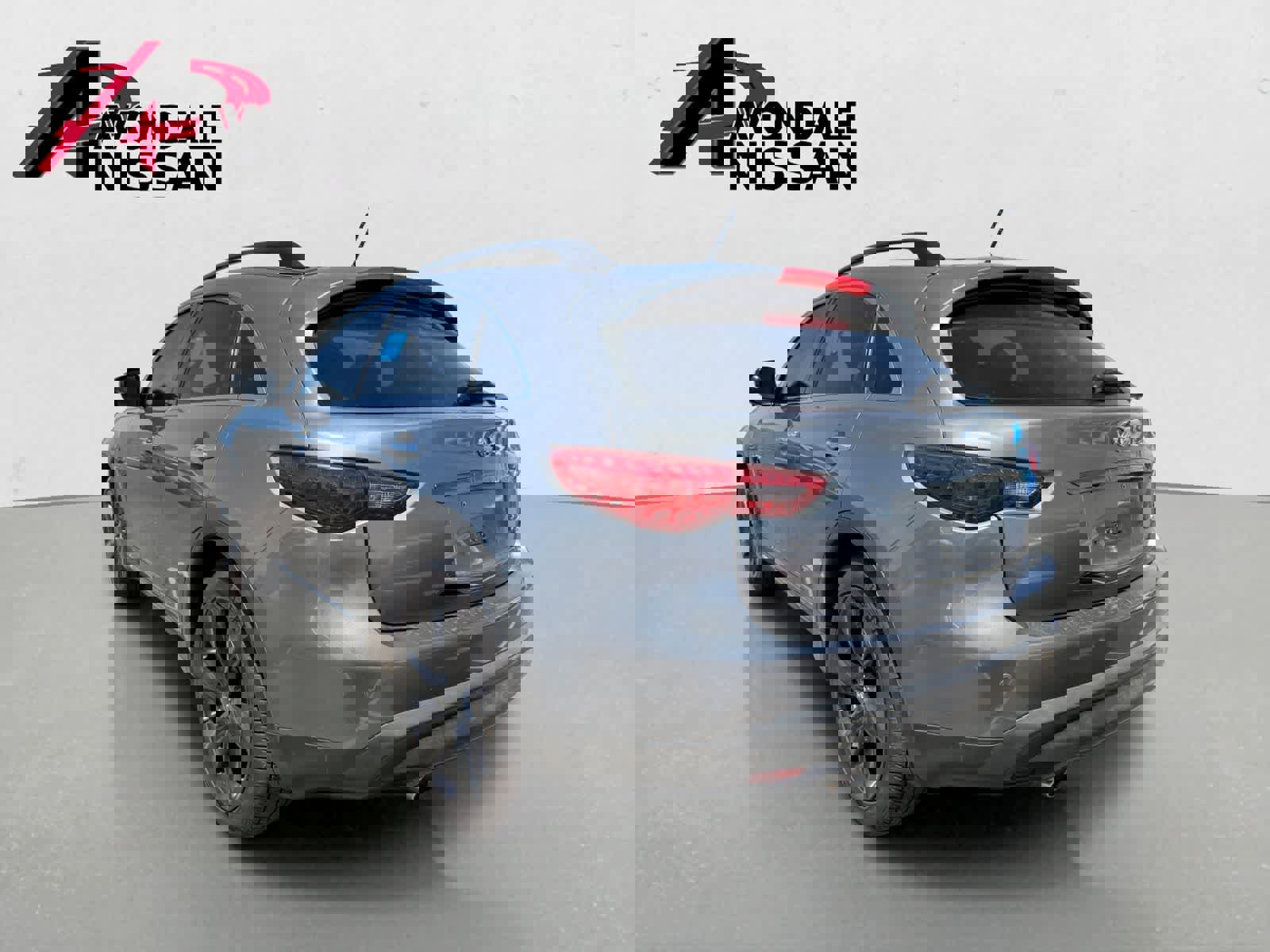 Used 2016 INFINITI QX70 2WD w/ Premium Package image 2