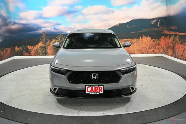 Used 2025 Honda Accord Touring image 3