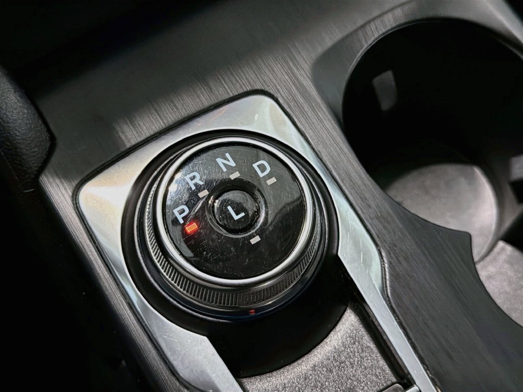 Used 2022 Ford Escape SE w/ Convenience Package FWD image 18