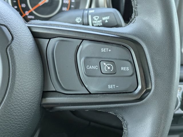 Certified 2023 Jeep Gladiator Sport AWD/4WD image 15
