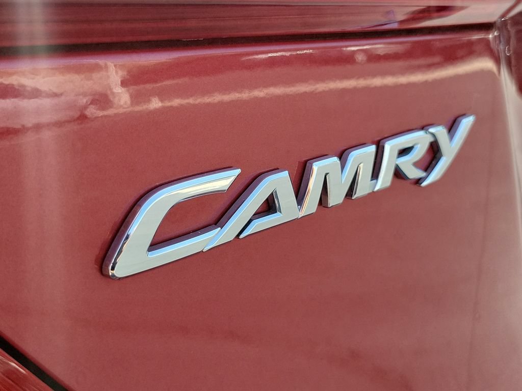 Used 2014 Toyota Camry LE FWD image 8