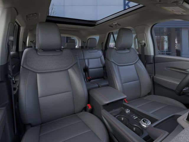Used 2026 Ford Explorer Active w/ Active Comfort Package AWD/4WD image 10