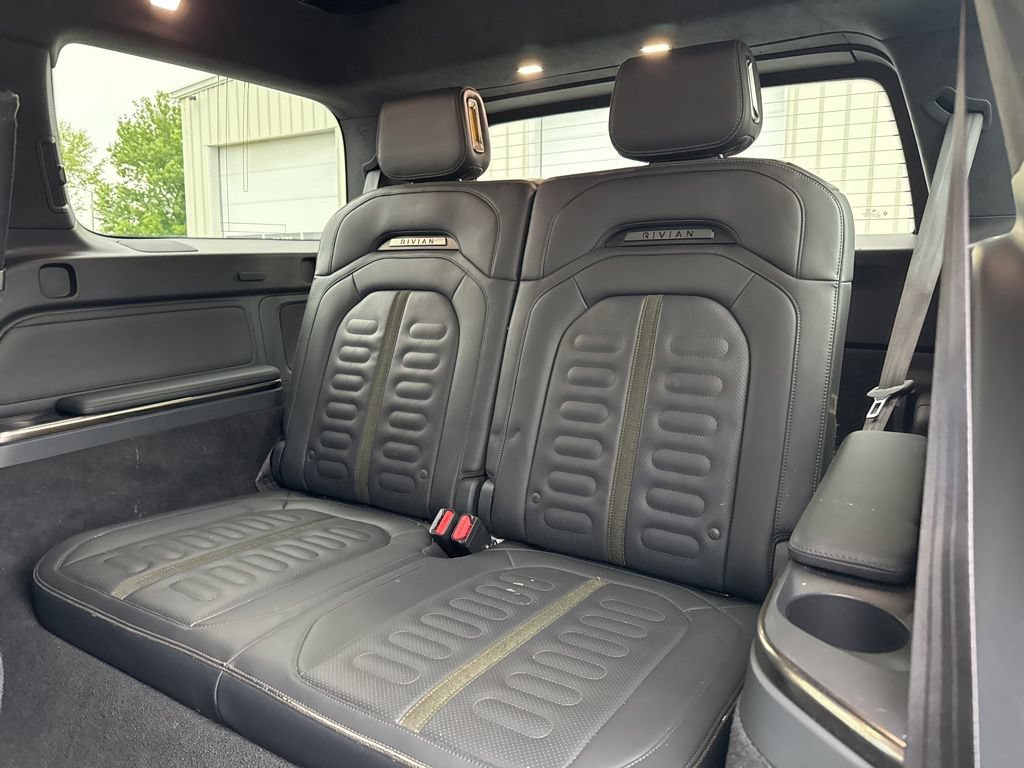 Used 2022 Rivian R1S Launch Edition AWD/4WD image 37