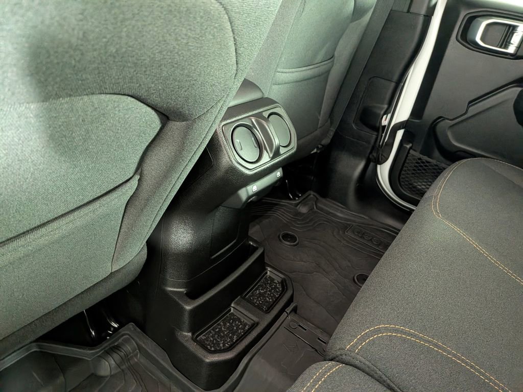 Certified 2025 Jeep Wrangler Willys 4xe image 33