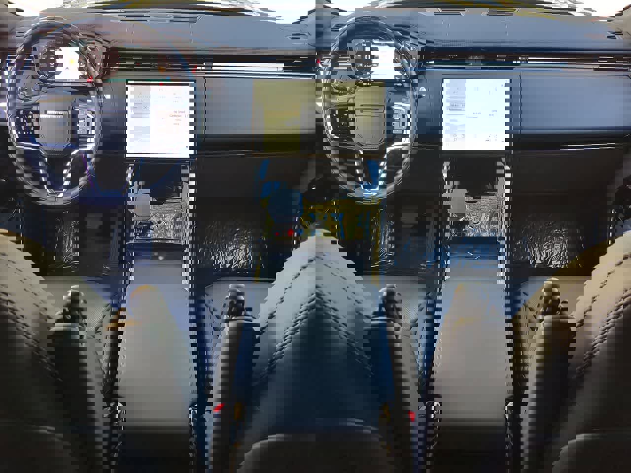 Used 2024 Land Rover Range Rover Sport SE image 16