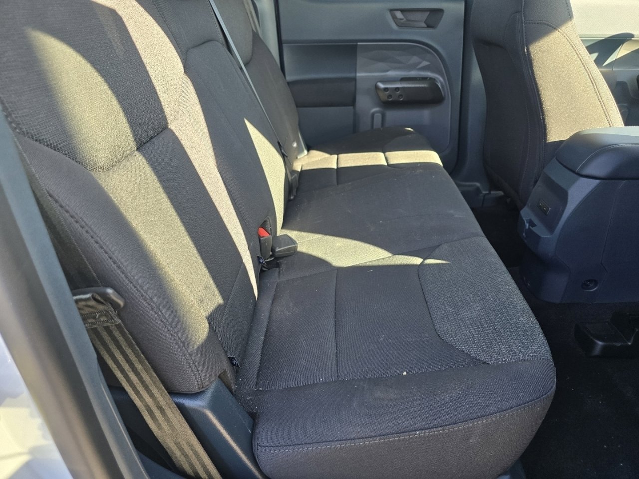 Used 2025 Ford Maverick XL image 9