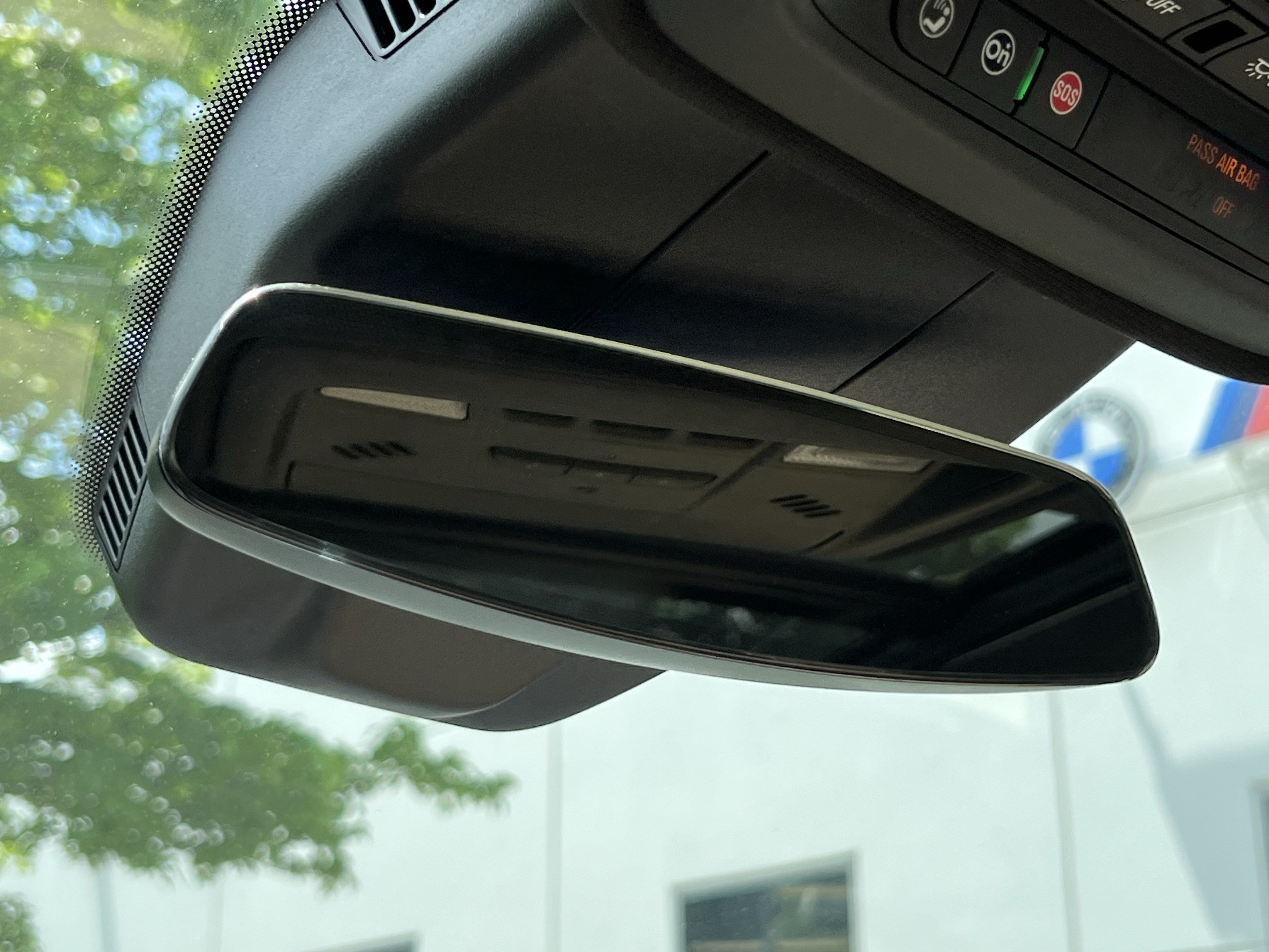 Used 2025 Cadillac XT4 Premium Luxury FWD image 27