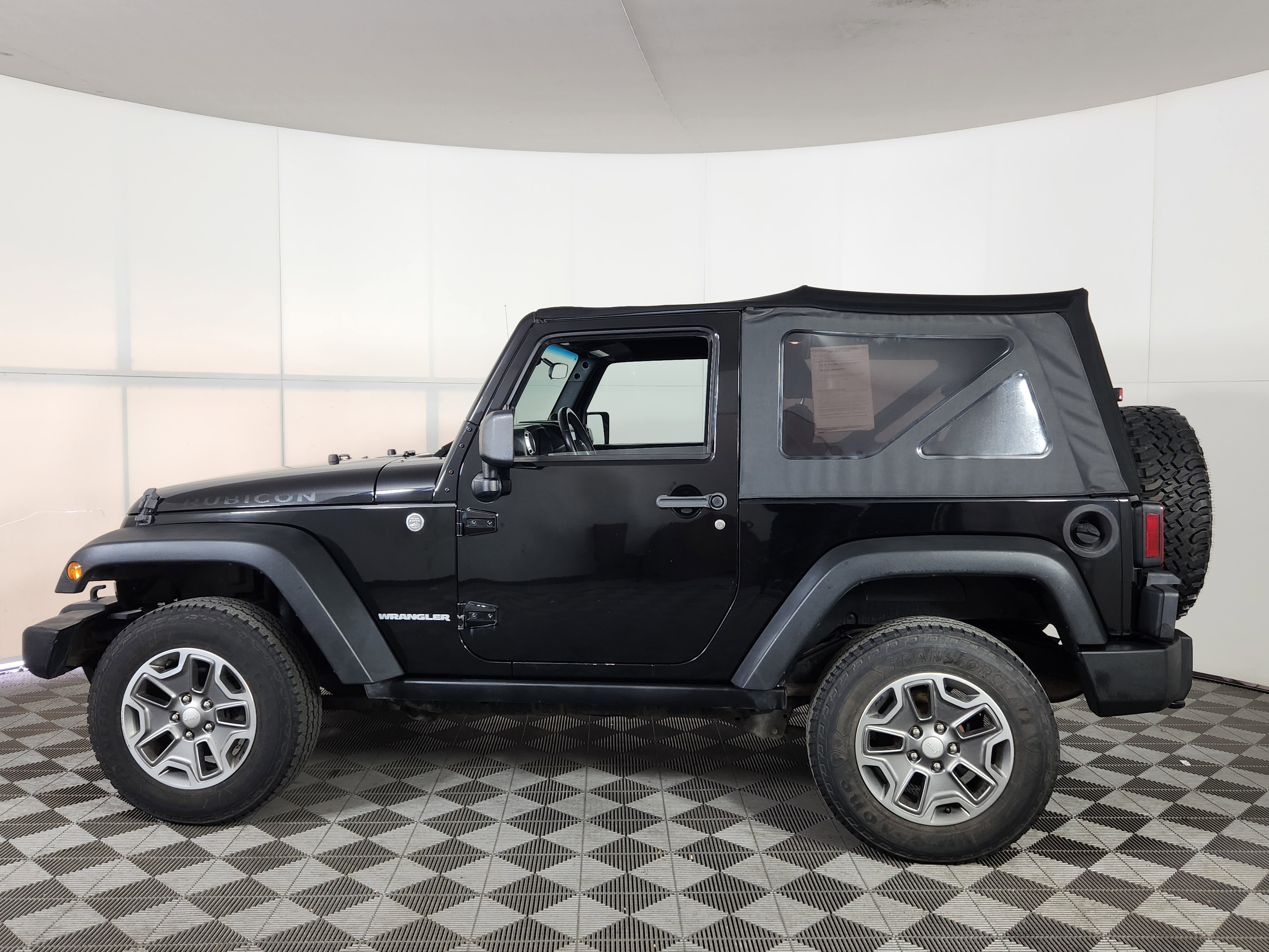 Used 2014 Jeep Wrangler Rubicon image 4