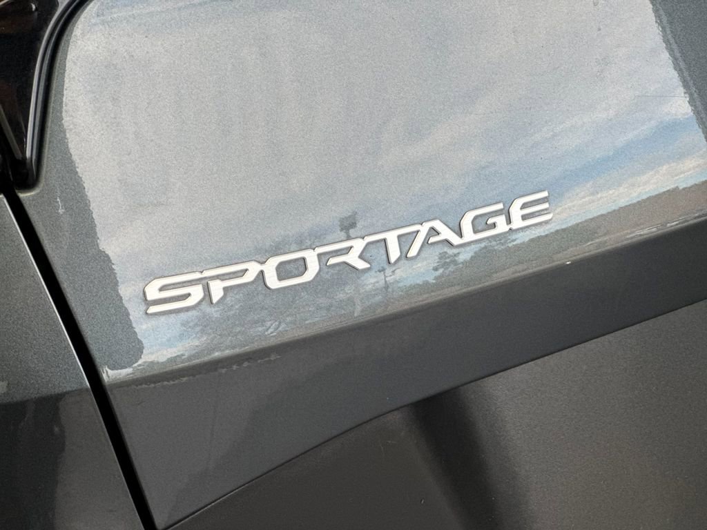 Used 2024 Kia Sportage LX image 24