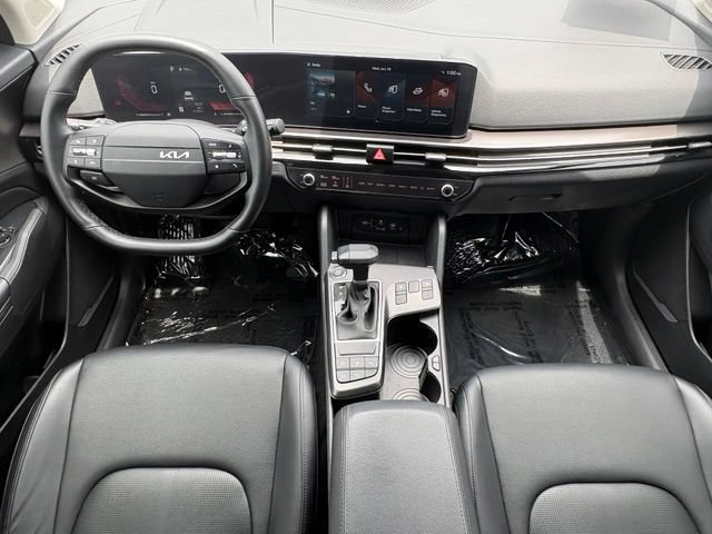 Used 2026 Kia Sportage EX FWD image 11