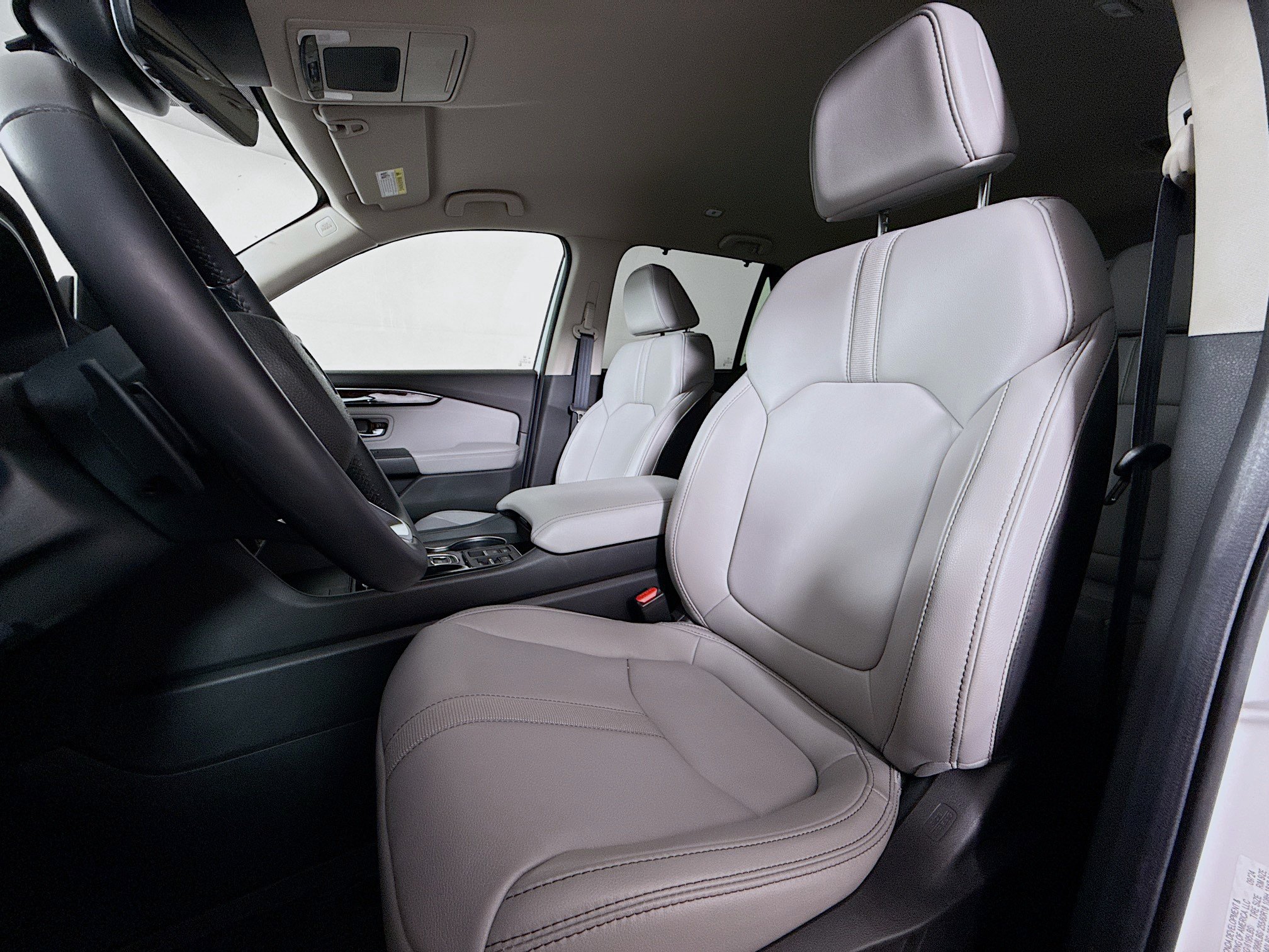 Used 2025 Honda Pilot EX-L image 11