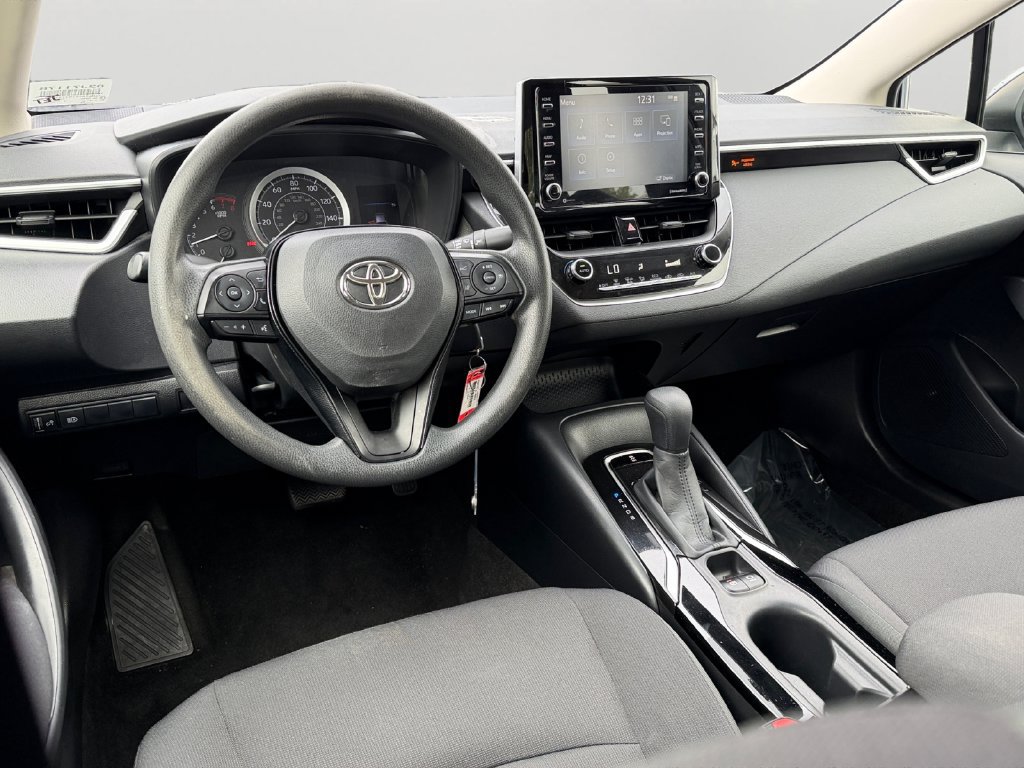 Used 2021 Toyota Corolla LE w/ Carpet Mat Package (TMS) FWD image 13