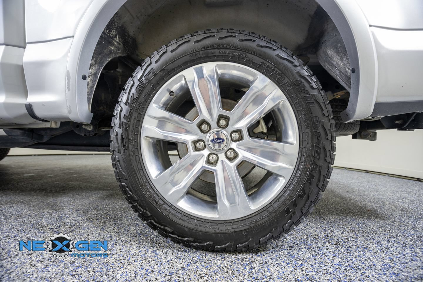 Used 2019 Ford F150 Platinum w/ Equipment Group 701A Luxury AWD/4WD image 51