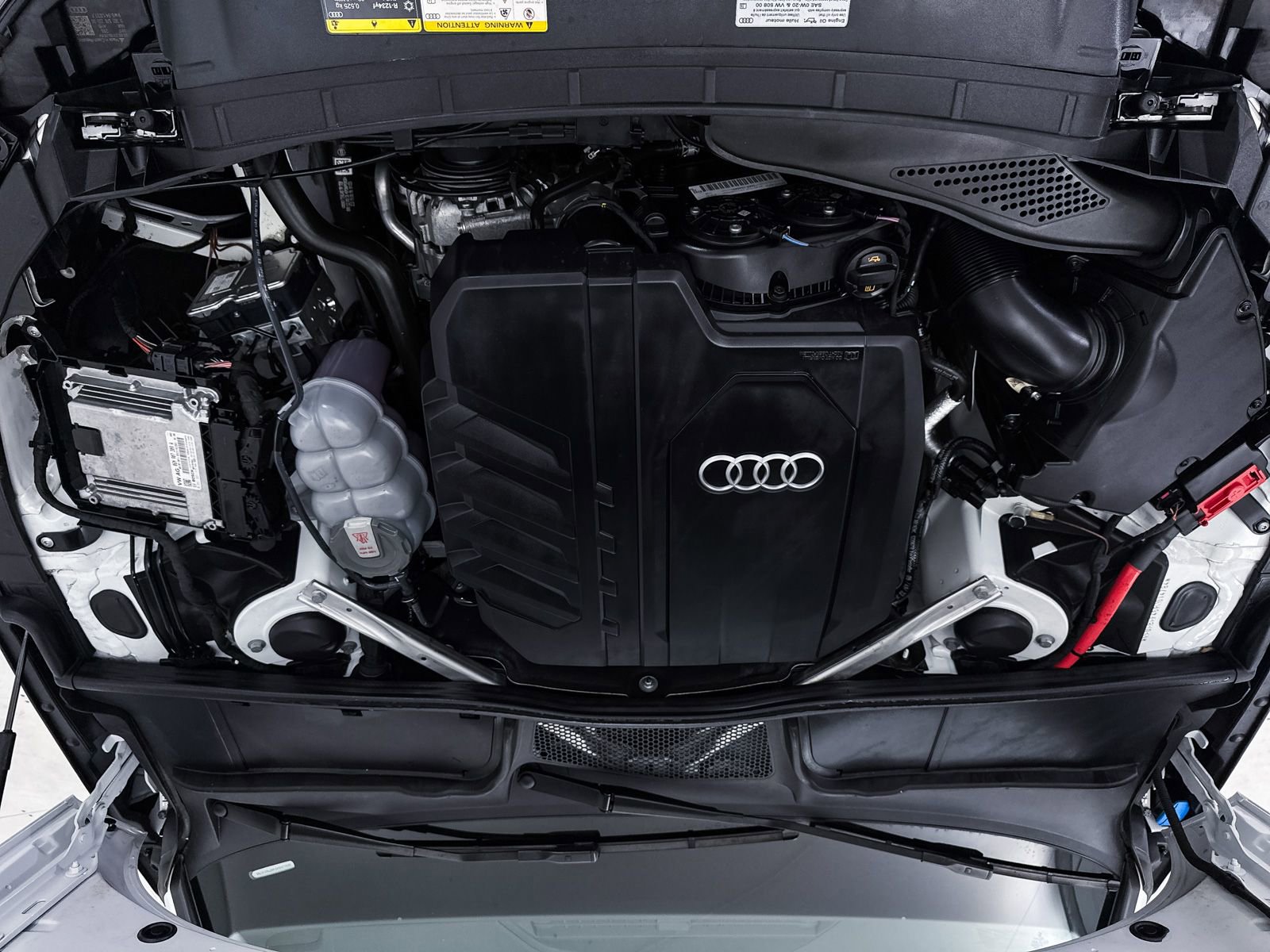 Used 2023 Audi A4 2.0T Premium w/ Convenience Package image 11