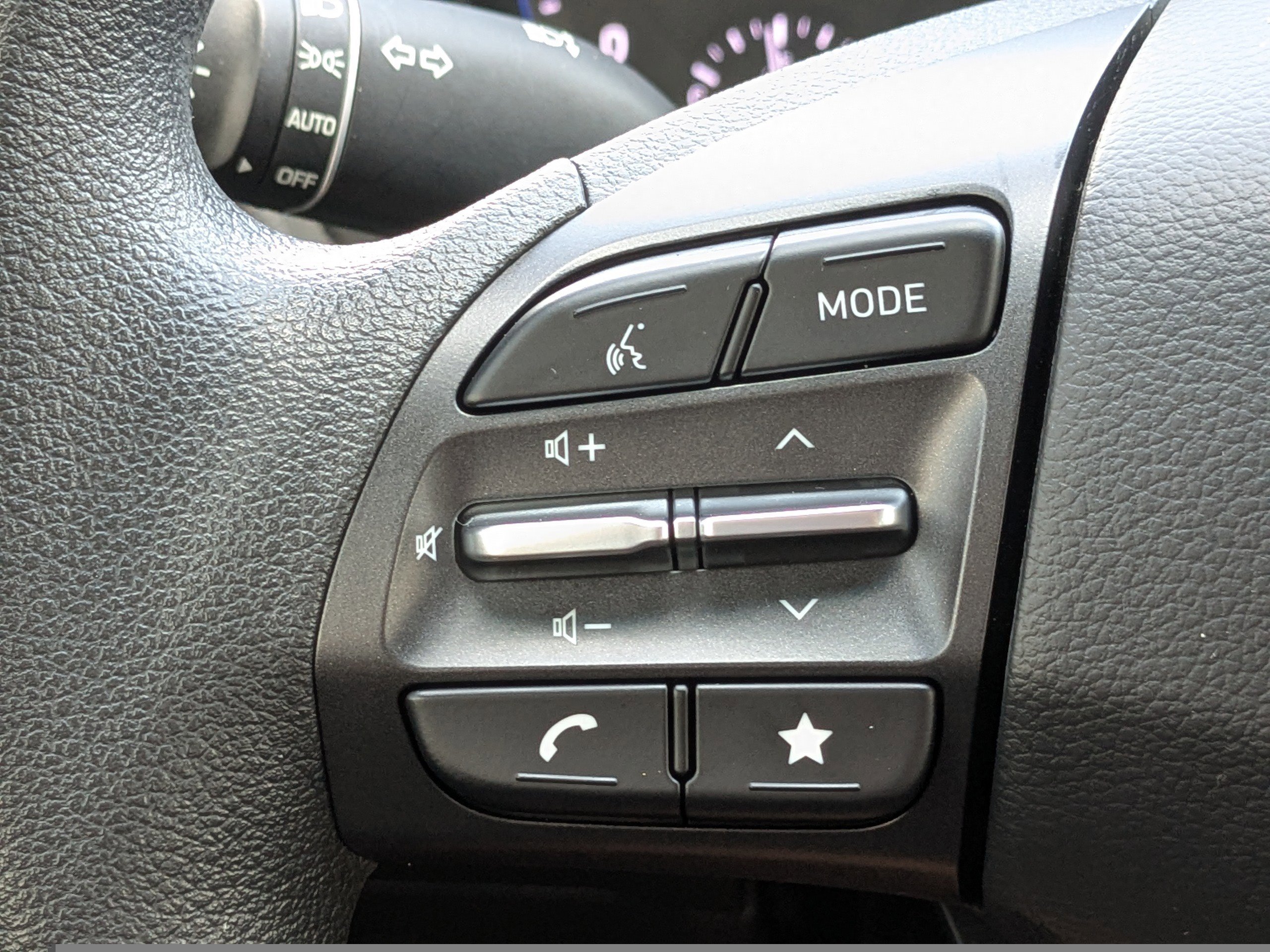 Used 2023 Hyundai Kona SEL image 30