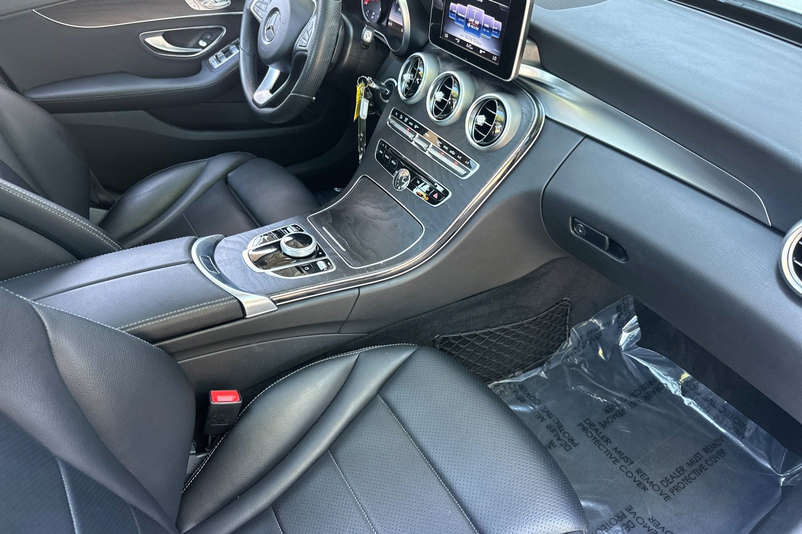 Used 2017 Mercedes-Benz C 300 Sedan image 33