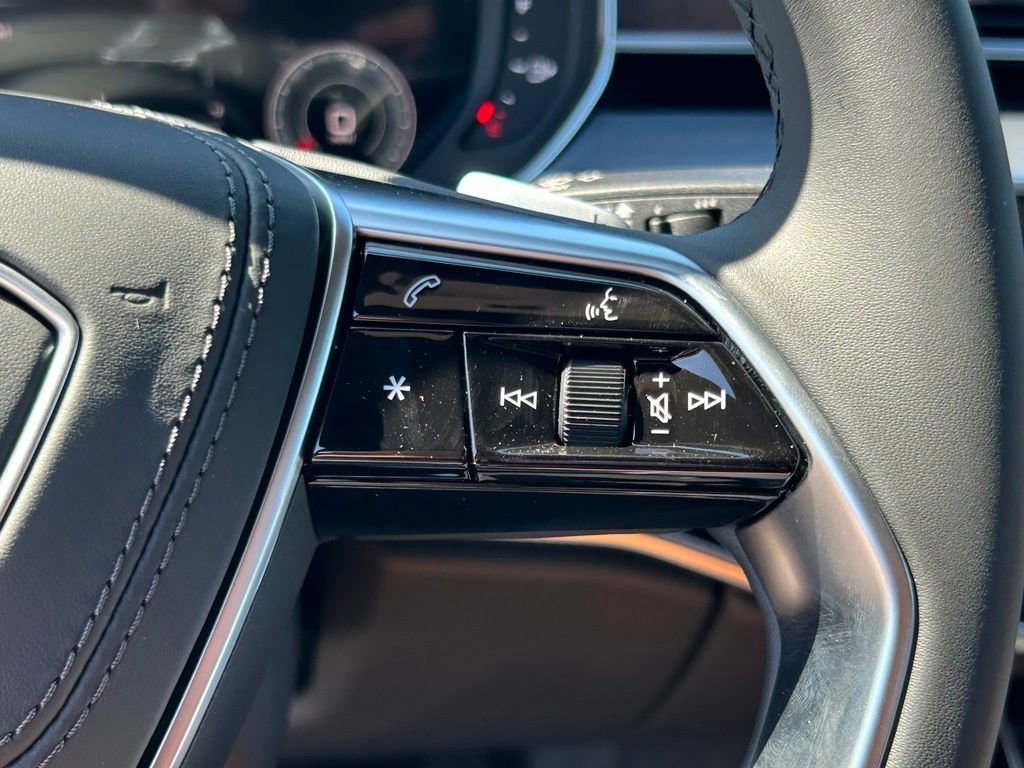 New 2026 Audi A8 L 3.0T AWD/4WD image 25