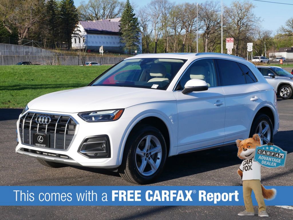 Used 2023 Audi Q5 2.0T Premium w/ Convenience Package AWD/4WD image 2