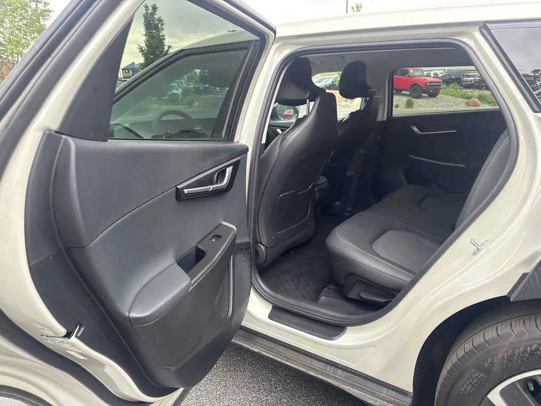 Used 2024 Kia EV6 Light AWD/4WD image 49