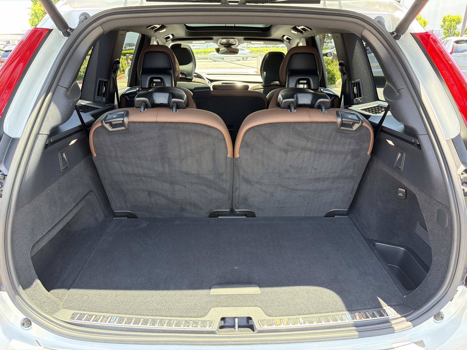 Certified 2024 Volvo XC90 T8 Core w/ Protection Package Premier AWD/4WD image 24