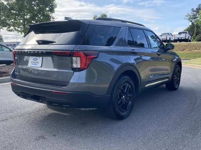 Used 2025 Ford Explorer Active RWD image 3