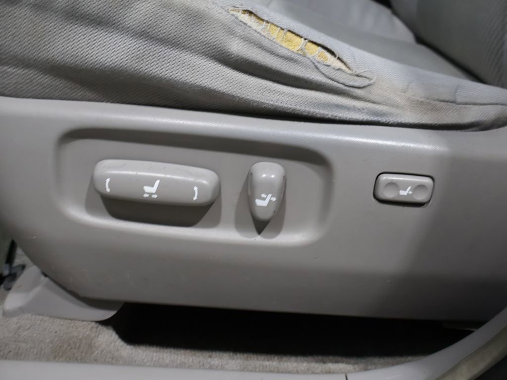 Used 2004 Toyota Highlander V6 image 14