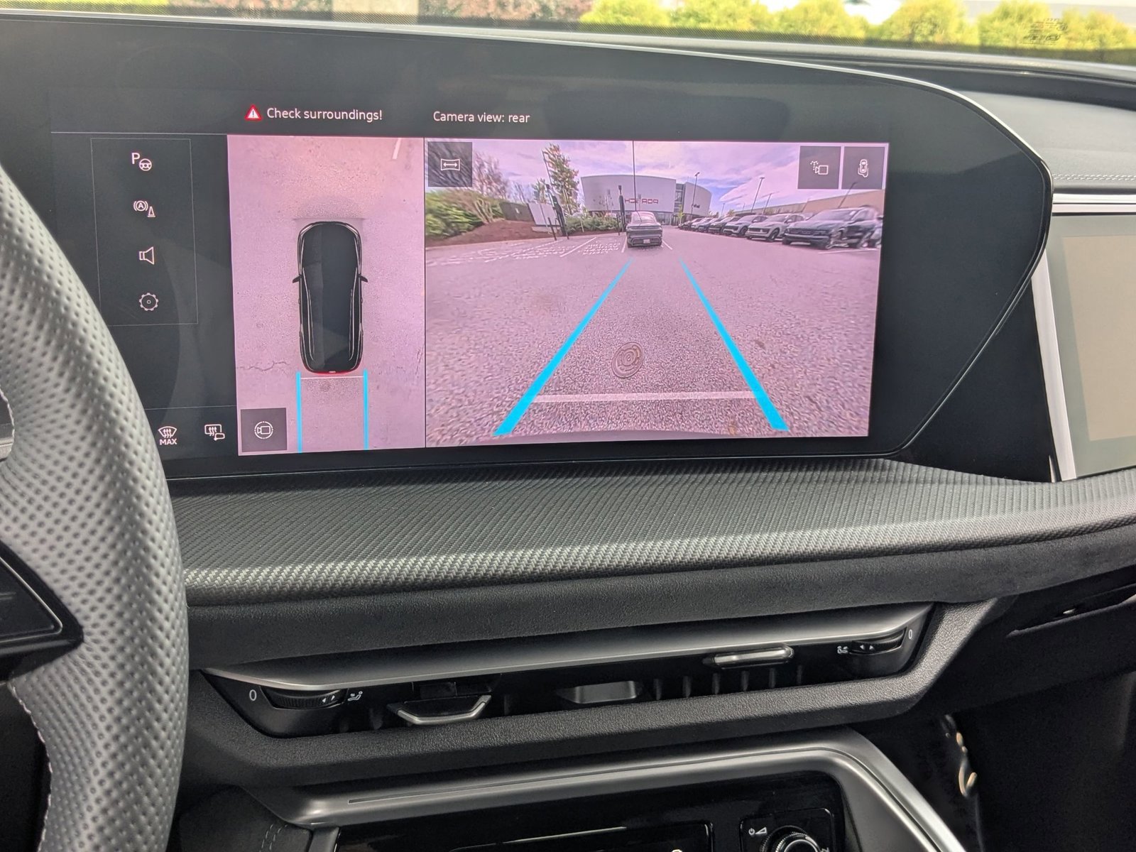 Used 2025 Audi SQ5 Prestige image 14