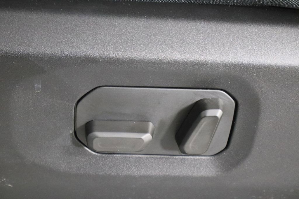 New 2026 Jeep Wrangler Sahara image 23