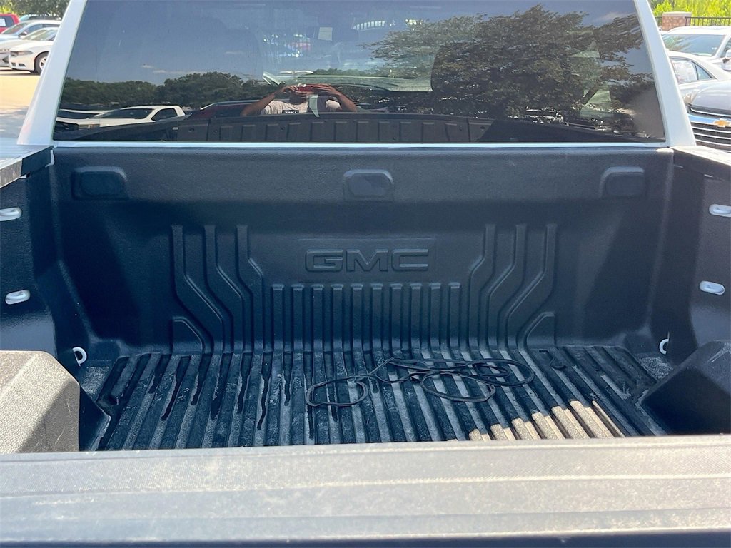 Used 2024 GMC Sierra 1500 Elevation image 25