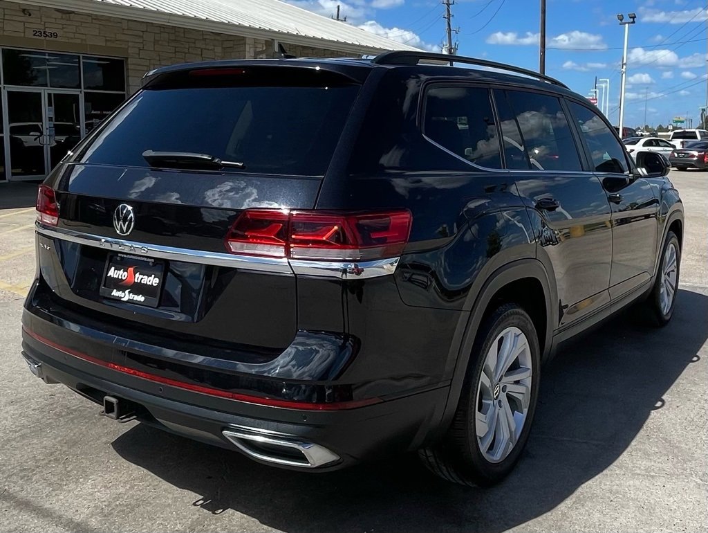 Used 2021 Volkswagen Atlas SE w/ Towing Package image 5