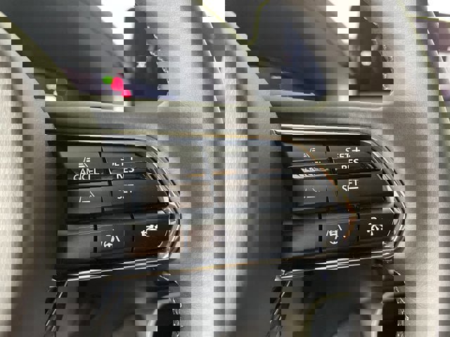 New 2025 MAZDA CX-70 Plug-In Hybrid w/ Premium Pkg image 8