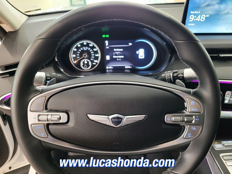 Used 2024 Genesis GV70 2.5T w/ Advanced Package image 10