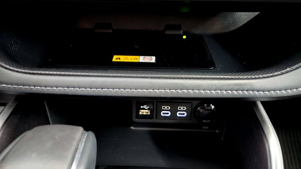 Certified 2024 Toyota Highlander XLE AWD/4WD image 31