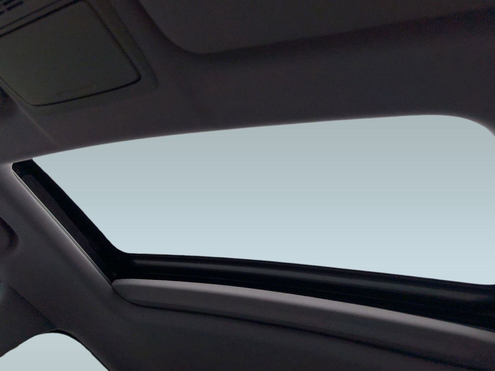 Used 2019 Honda CR-V EX image 16